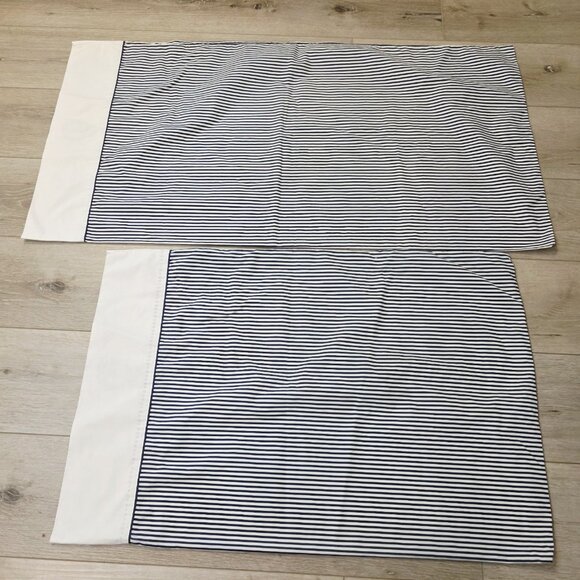 2 ADRIENNE VITTADINI BRITANNIA Navy & White Stripe Pillowcase Standard and King - Picture 3 of 5